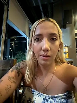 Isa klein online show from 09-30-25, 01:44