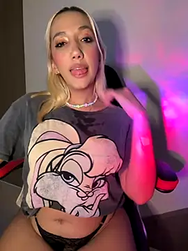 Isa klein online show from 10-12-25, 06:31