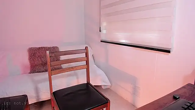 SarahCastillo  online show from 03-04-26, 03:53