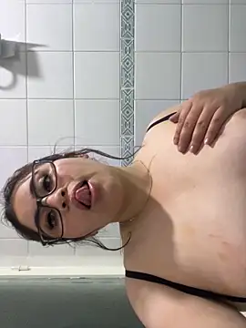 Cherry kissxx online show from 10-19-25, 03:31
