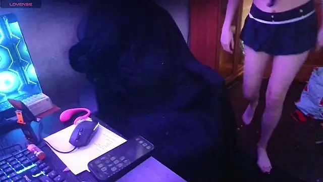 jchouse06 online show from 10-04-25, 10:17