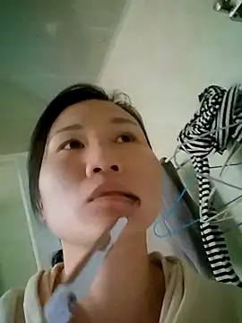 Snapshot of wen78759 chatting on 10-24-25, 02:54 wen78759 online show from 10-24-25, 02:54