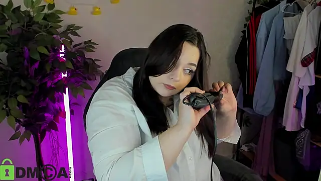 Mia R0ss online show from 02-04-26, 11:33