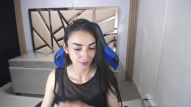 Maily a  online show from 12-05-25, 03:16