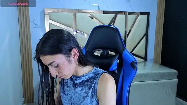 Maily a  online show from 02-28-26, 03:06