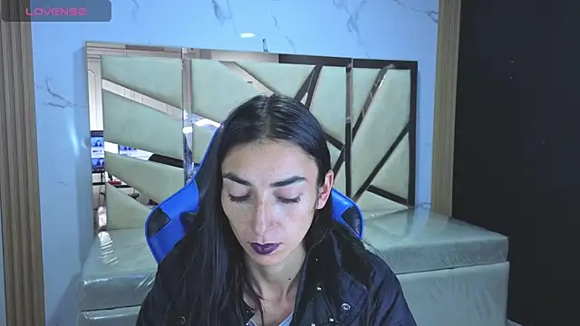 Maily a  online show from 03-13-26, 03:00