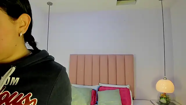 Amy Ferreira online show from 11-16-25, 11:19