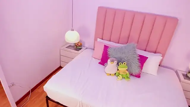 Amy Ferreira online show from 11-23-25, 12:42