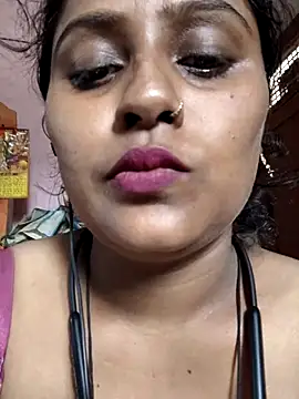 Jasmine Januja online show from 05-15-26, 05:49