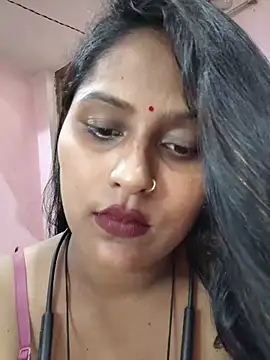 Jasmine Januja online show from 06-05-26, 02:16