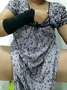 Snapshot of telugu_honey1 chatting on 02-28-26, 06:29 telugu honey1 online show from 02-28-26, 06:29