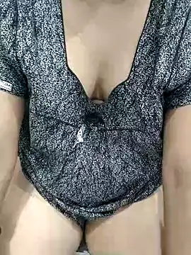 Snapshot of telugu_honey1 chatting on 09-23-25, 04:47 telugu honey1 online show from 09-23-25, 04:47