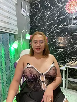 Snapshot of 1aquaticangel69 chatting on 06-26-26, 02:12 1aquaticangel69 online show from 06-26-26, 02:12