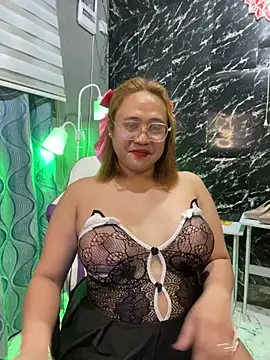 Snapshot of 1aquaticangel69 chatting on 06-25-26, 09:03 1aquaticangel69 online show from 06-25-26, 09:03