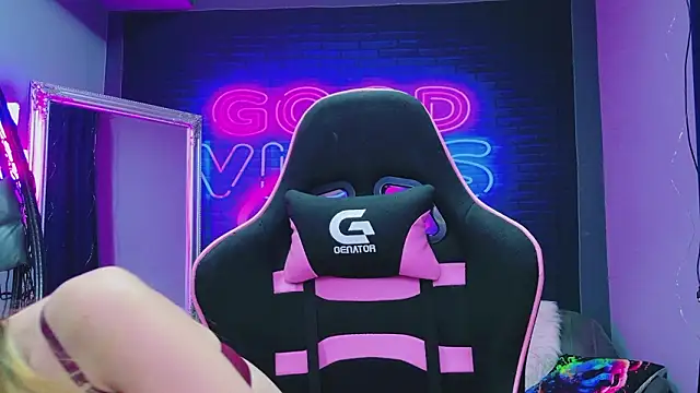 CoraVex online show from 02-03-26, 06:40