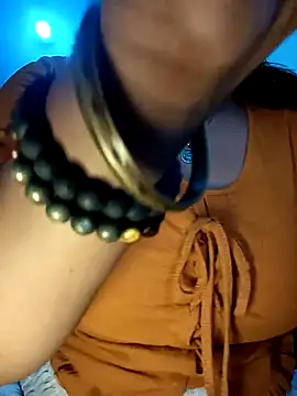 Snapshot of Rasila_Laila chatting on 10-01-25, 04:11 Rasila Laila online show from 10-01-25, 04:11