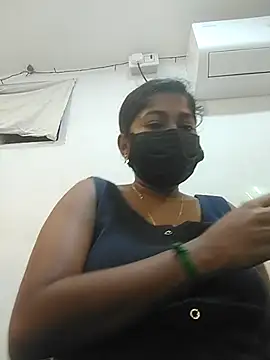 TAMIL AMMUKUTTYY online show from 10-18-25, 06:54
