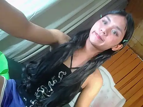 Snapshot of sweet_athena chatting on 03-15-26, 05:09 sweet athena online show from 03-15-26, 05:09