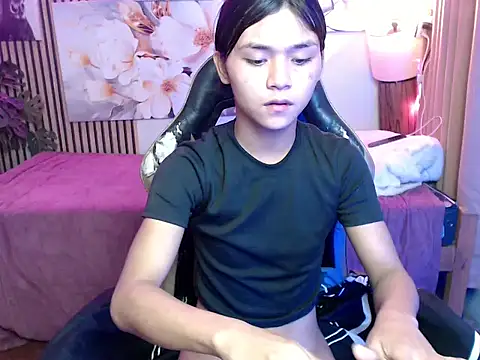 Snapshot of sweet_athena chatting on 03-06-26, 11:00 sweet athena online show from 03-06-26, 11:00