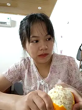 Snapshot of CicumBae chatting on 10-23-25, 03:05 CicumBae online show from 10-23-25, 03:05