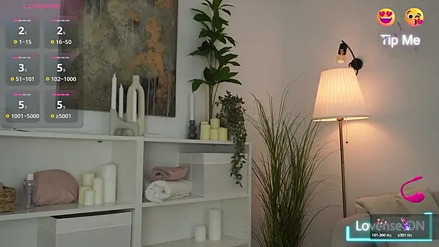 adisson fox online show from 10-24-25, 06:12