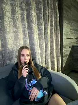 MissOyee online show from 12-02-25, 07:15