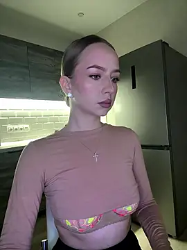 Snapshot of MissOyee chatting on 01-15-26, 07:39 MissOyee online show from 01-15-26, 07:39