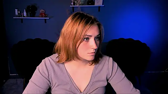 Snapshot of casey_meow_ chatting on 10-20-25, 08:48 casey meow online show from 10-20-25, 08:48