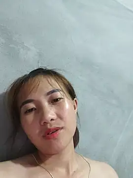 Snapshot of Ruby-sexyx chatting on 05-23-26, 02:27 Ruby-sexyx online show from 05-23-26, 02:27