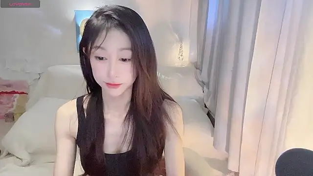 Snapshot of ai-ai-mi chatting on 05-12-26, 12:51 ai-ai-mi online show from 05-12-26, 12:51