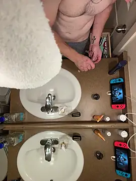 Matthew23Z online show from 10-19-25, 10:29