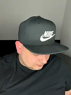 xXLustMolchXx online show from 09-24-25, 04:24