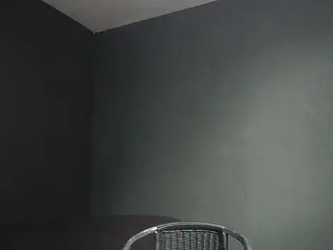 Snapshot of guesswhatbitch chatting on 10-11-25, 06:36 guesswhatbitch online show from 10-11-25, 06:36