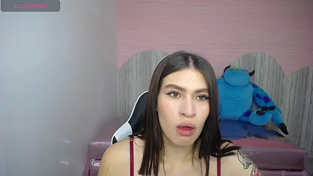 Snapshot of im_anny_t chatting on 10-24-25, 12:15 im anny t online show from 10-24-25, 12:15