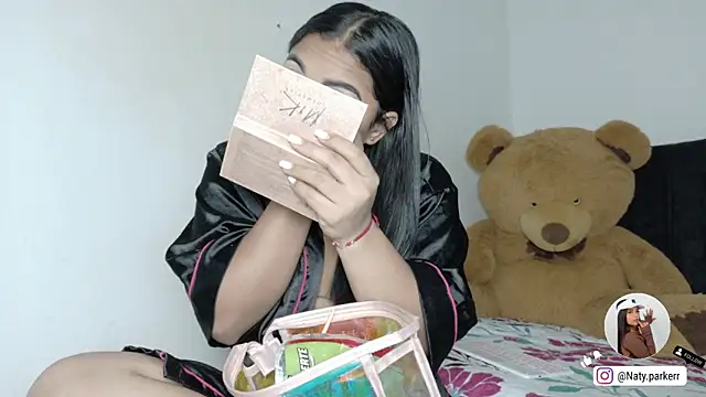 Natashaparker   online show from 04-16-26, 09:04