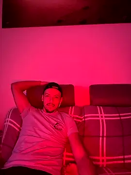 Snapshot of only4love chatting on 09-23-25, 05:20 only4love online show from 09-23-25, 05:20