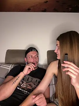 Snapshot of only4love chatting on 09-26-25, 07:10 only4love online show from 09-26-25, 07:10