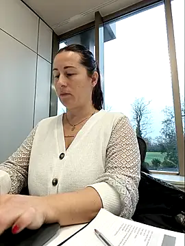 bichota85 online show from 12-22-25, 09:20