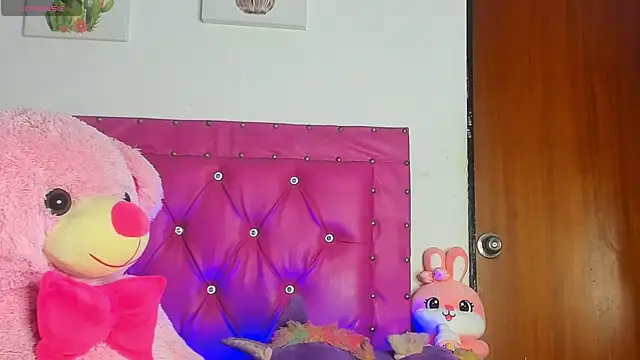 dahiiangomezz online show from 10-03-25, 08:27