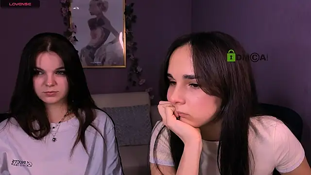 ariana ross7 online show from 12-16-25, 08:13