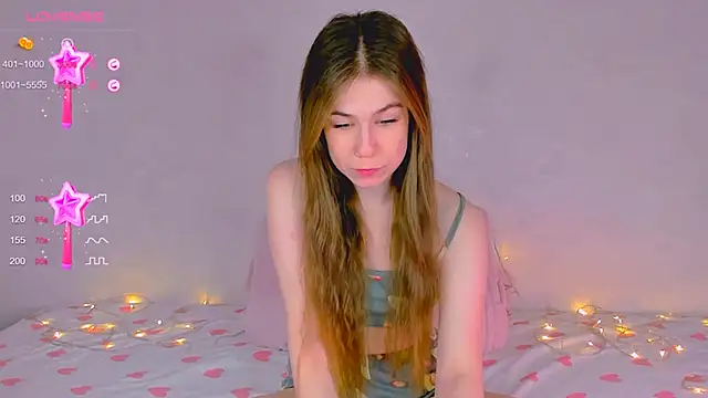 Snapshot of baby_girl_0001 chatting on 10-17-25, 02:15 baby girl 0001 online show from 10-17-25, 02:15