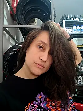 valery506 online show from 12-19-25, 02:52