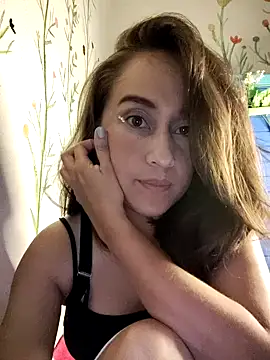 valery506 online show from 10-26-25, 04:24