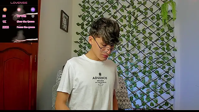 bellmontneon online show from 11-24-25, 11:21