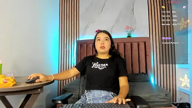 LunaWiill  online show from 10-29-25, 12:26