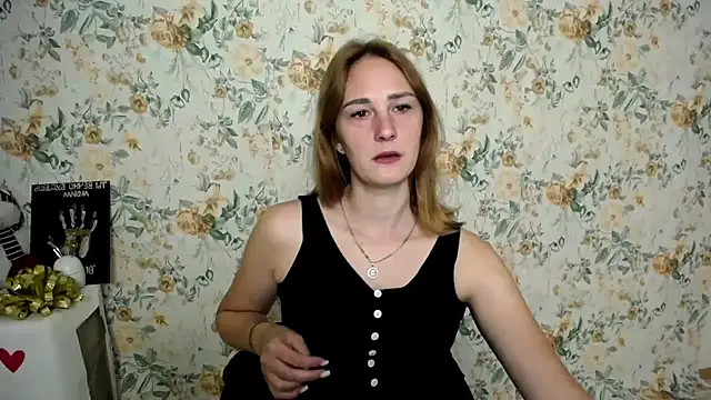 Snapshot of Milana_Cutie_ chatting on 09-25-25, 05:57 Milana Cutie online show from 09-25-25, 05:57