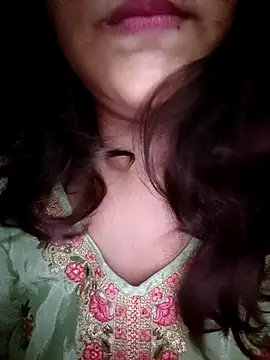 Snapshot of Bhaavyasingh chatting on 09-30-25, 07:14 Bhaavyasingh online show from 09-30-25, 07:14