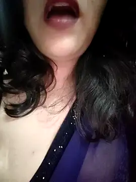 Snapshot of Bhaavyasingh chatting on 09-21-25, 08:14 Bhaavyasingh online show from 09-21-25, 08:14