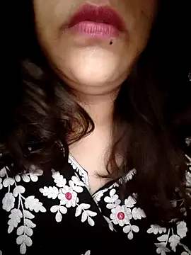 Snapshot of Bhaavyasingh chatting on 09-21-25, 08:08 Bhaavyasingh online show from 09-21-25, 08:08