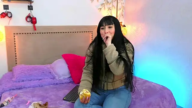 Daphnee-x online show from 10-04-25, 11:56